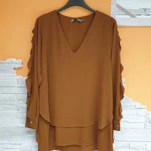 Blusa caramello CURVY