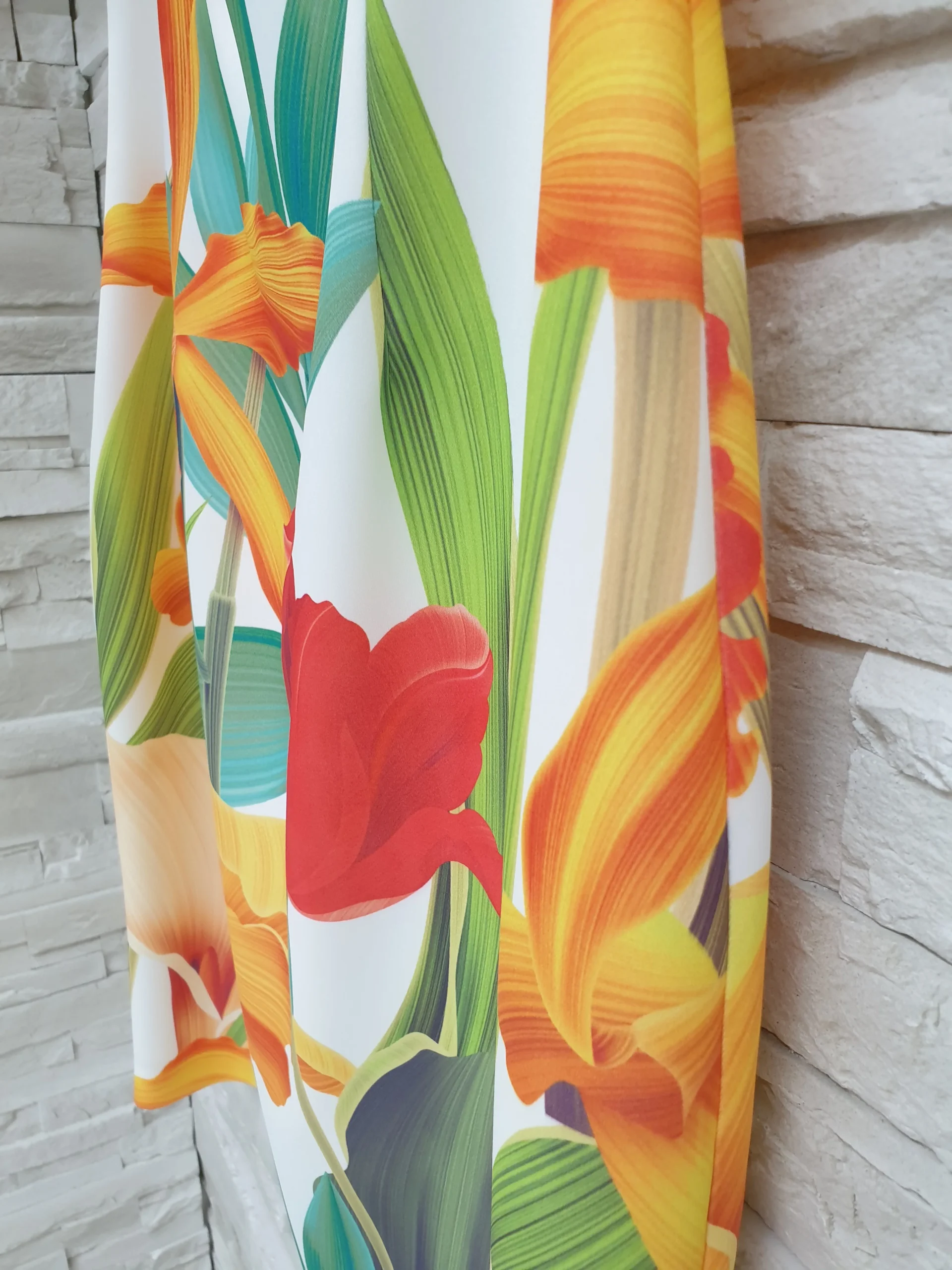 Abito bianco fiorito CURVY - immagine 6