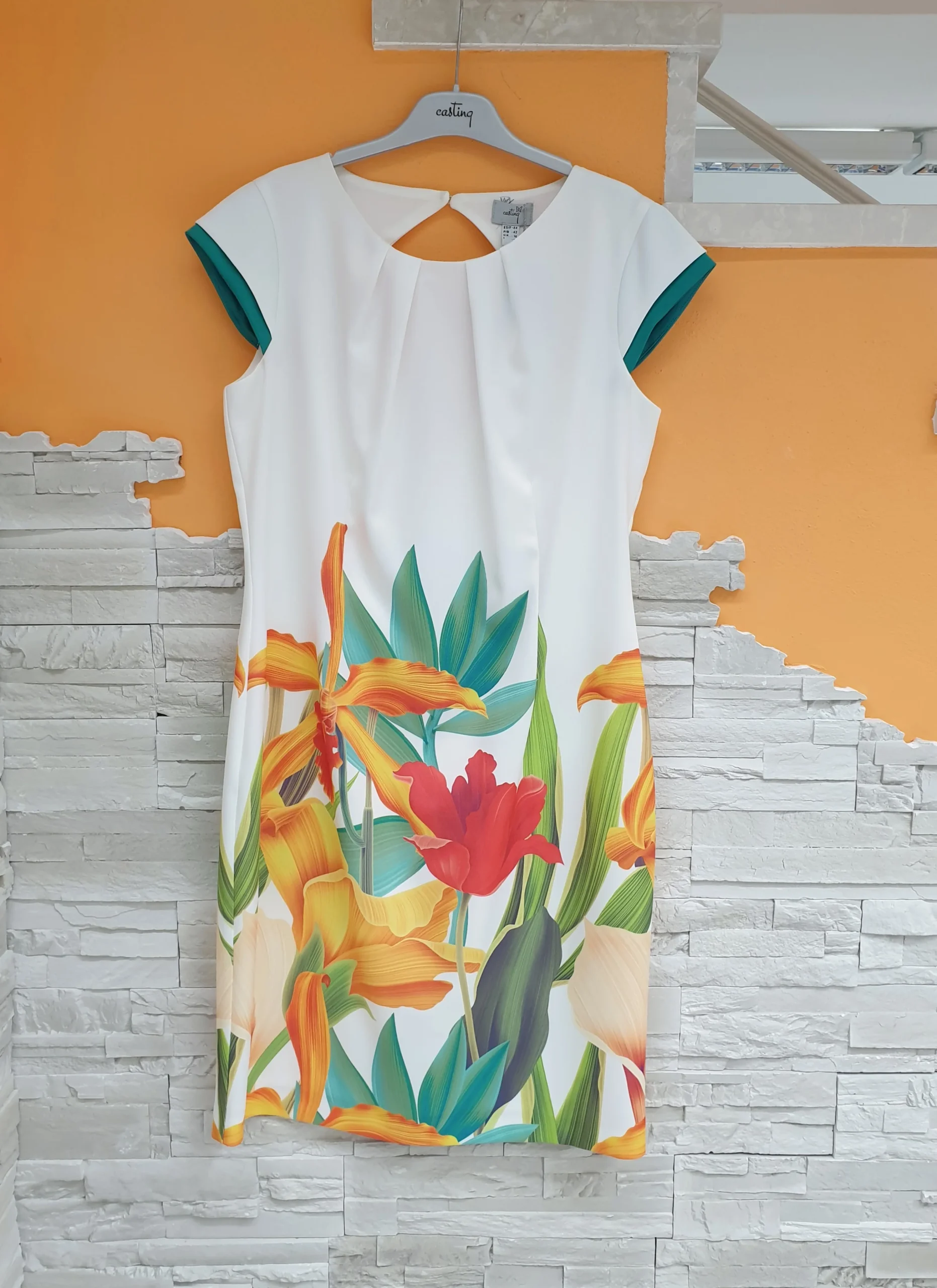 Abito bianco fiorito CURVY - immagine 2