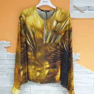 Blusa fiore sfumato ocra