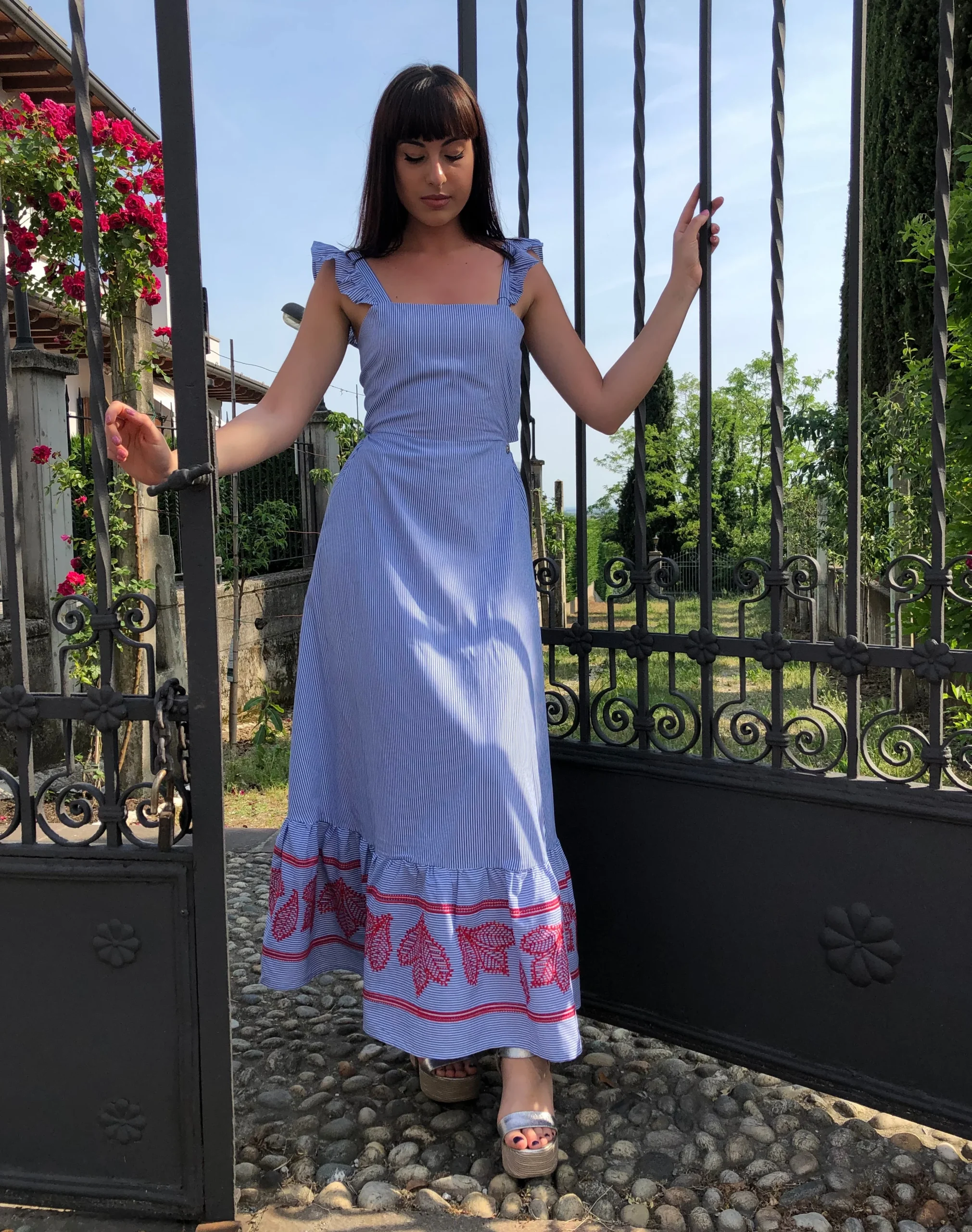 Abito bastoncino scollo schiena - immagine 5