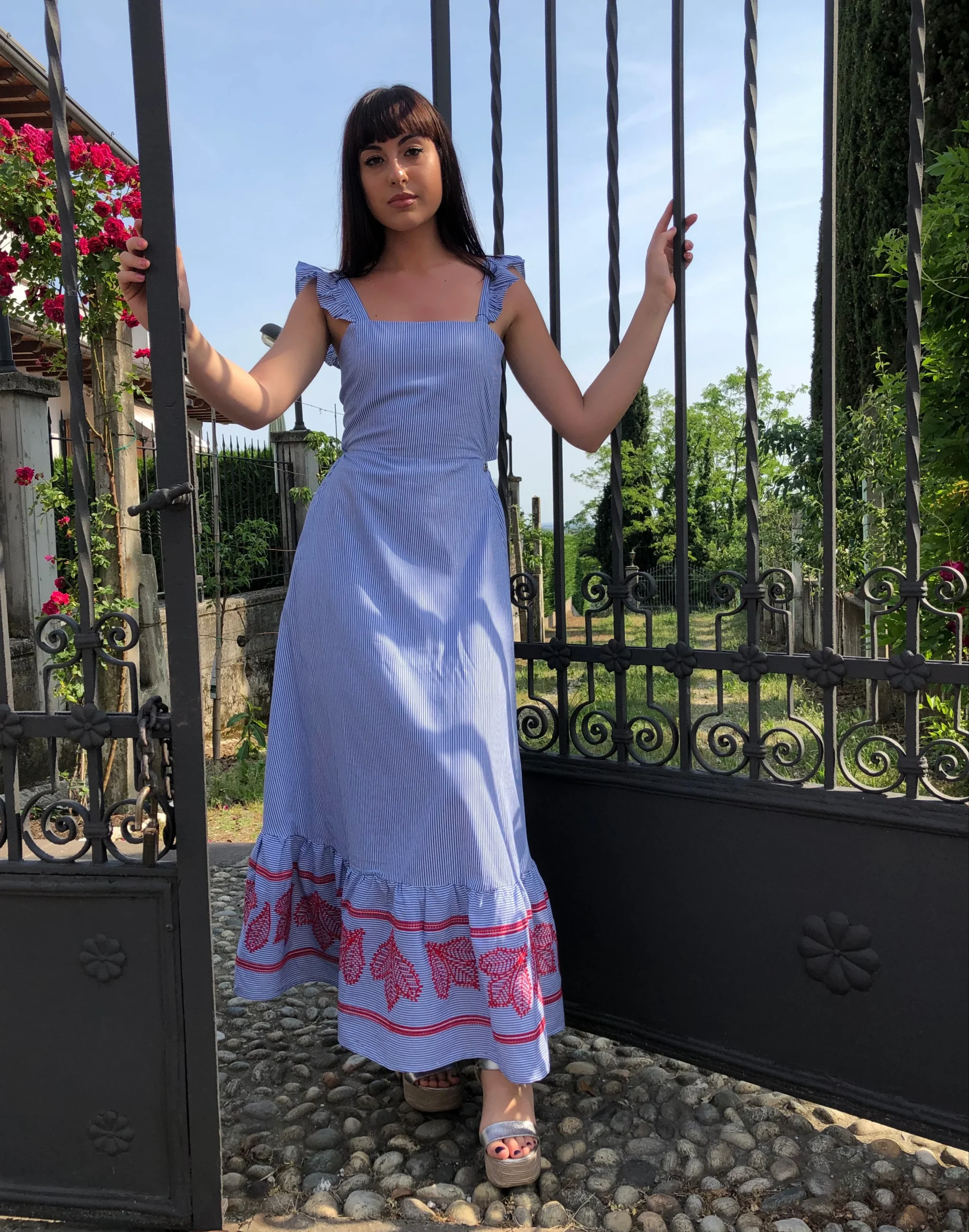 Abito bastoncino scollo schiena - immagine 3