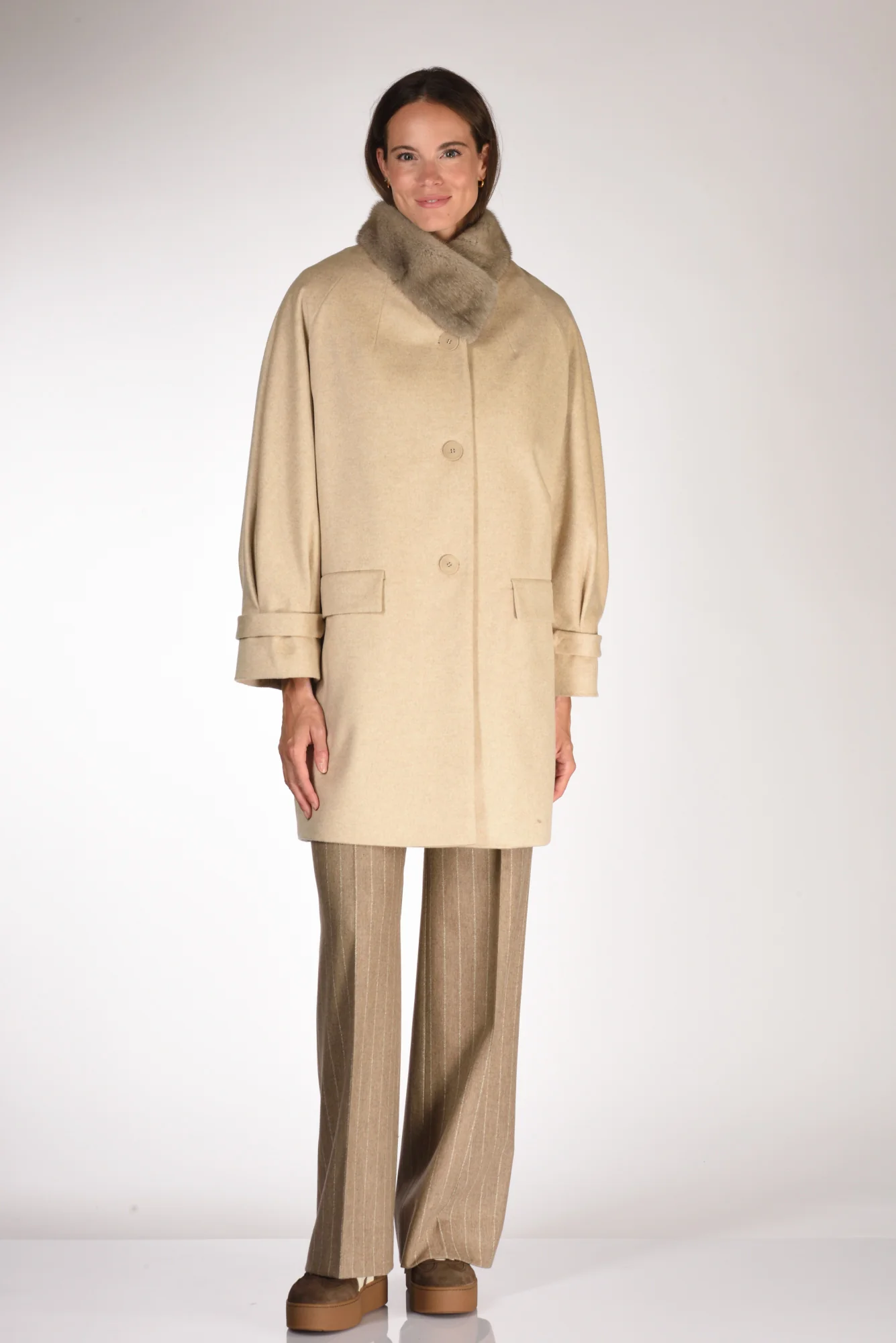 Mouche Cappotto Fur Beige Donna