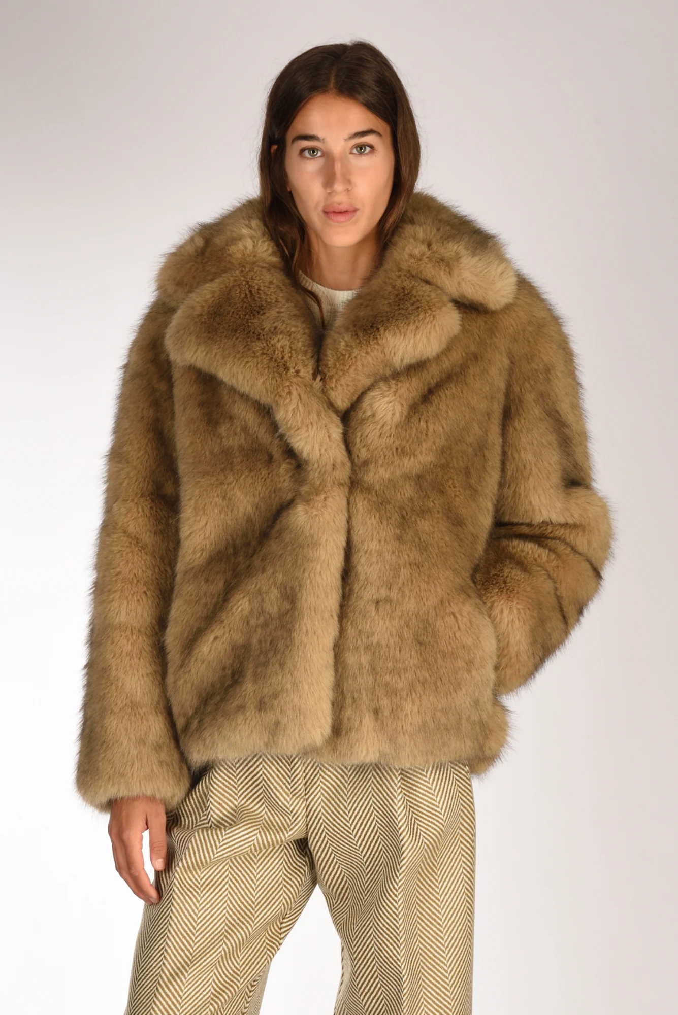 Stand Studio Ecofur Valentina Beige Donna - immagine 2