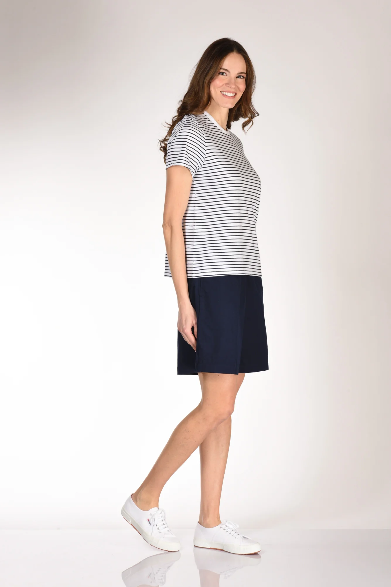 Aspesi Shorts Blu Chiaro Donna - immagine 3