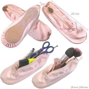 Astuccio portatrucchi a scarpetta