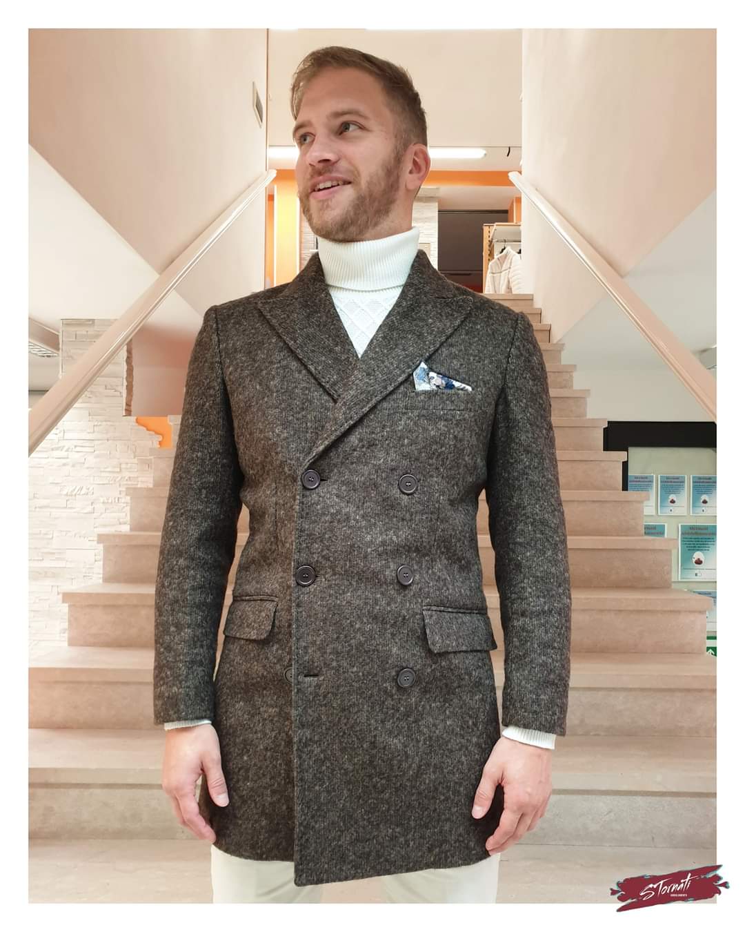 Cappotto doppiopetto moro - immagine 2