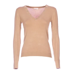 Maglia cammello Liu Jo Better con scollo a V e dettagli in metallo