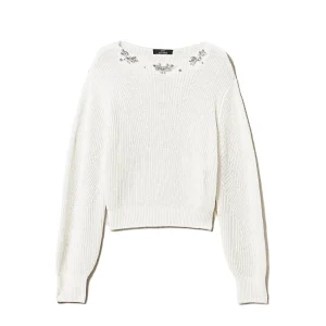 Maglia bianco panna con ricami fatti a mano