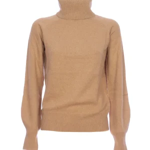 Maglia ampia cammello in misto lana con collo alto