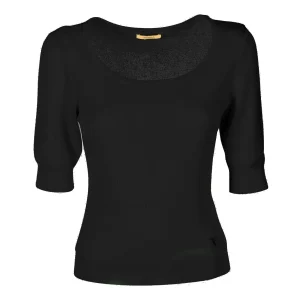 Maglia slim nera con scollo tondo ampio