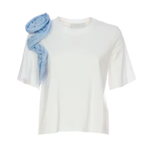 T-shirt bianca in cotone con volant azzurro