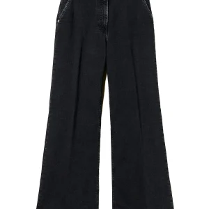 Jeans wide leg in denim nero con piega stirata