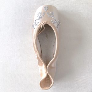 Decorazione strass sulle punte – mod. Arabesque