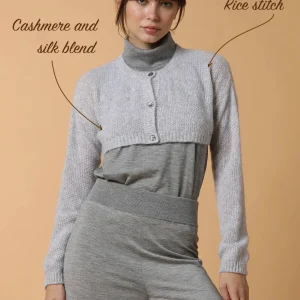 Crop bottoni in grana di riso